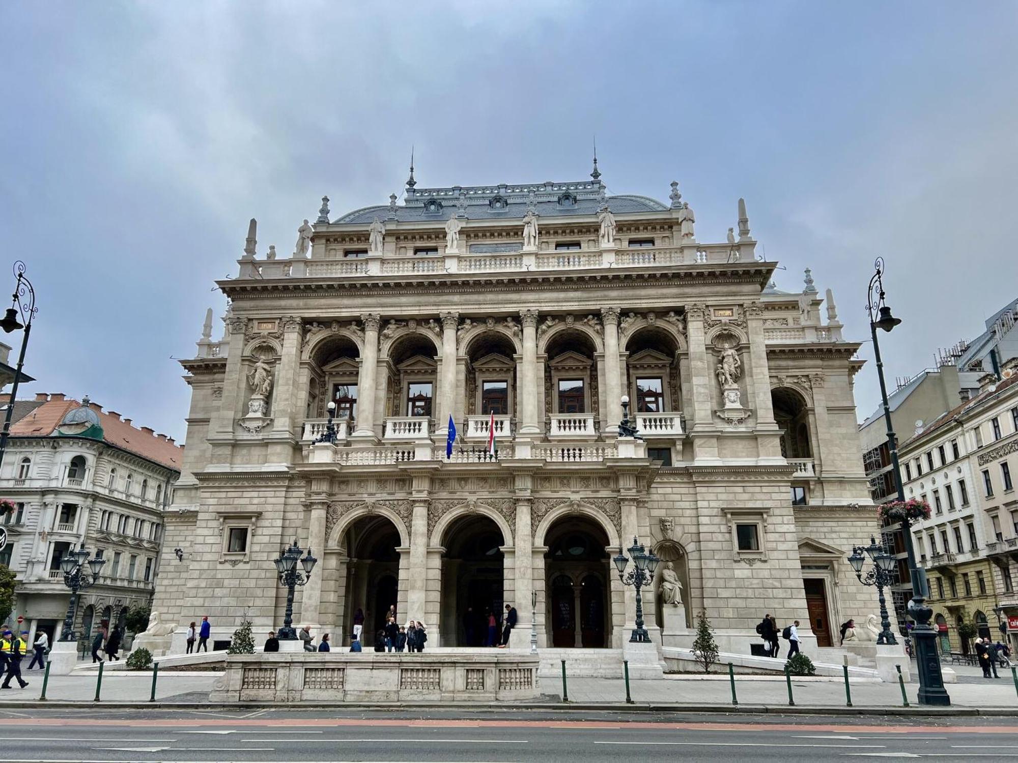 Budapestayz - Izabella Studios Exterior foto